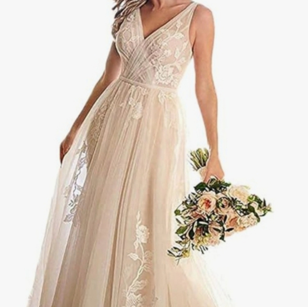 *NEW* Wedding dress: A-line